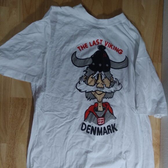 Vintage Denmark The Last Viking Cartoon T-Shirt - Picture 1 of 7